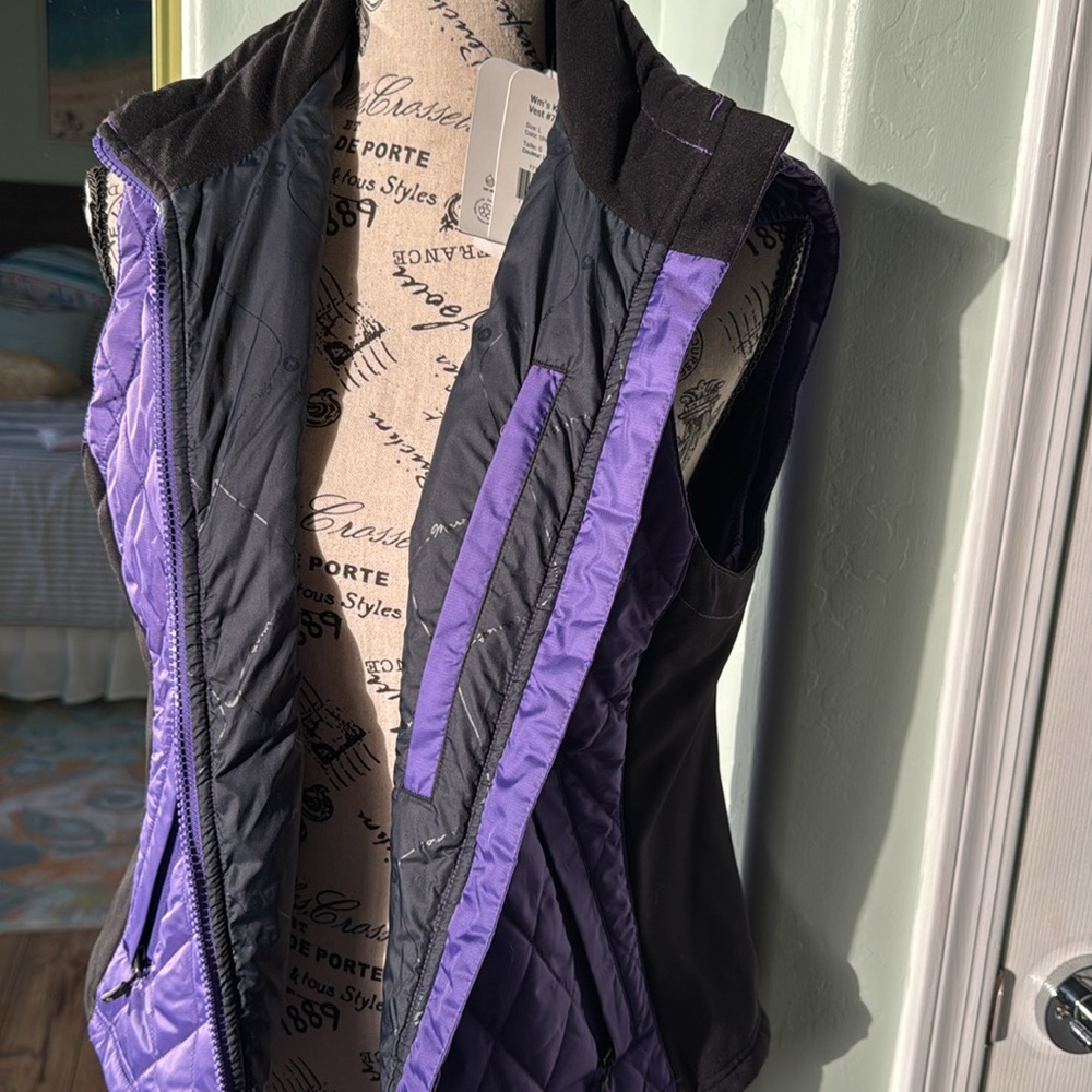Marmot Purple Quilted Vest NWT - Picture 2 of 6